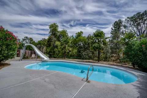 3035 Howard Dr, Redding, CA 96001 photo 32