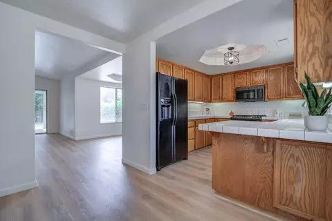 3035 Howard Dr, Redding, CA 96001 photo 9