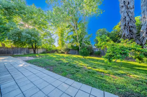 2876 Antigua Dr, Redding, CA 96003 photo 16