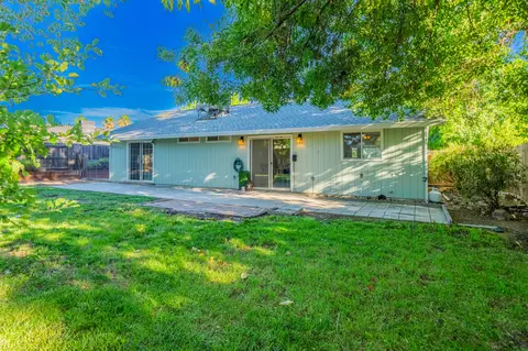 2876 Antigua Dr, Redding, CA 96003 photo 15