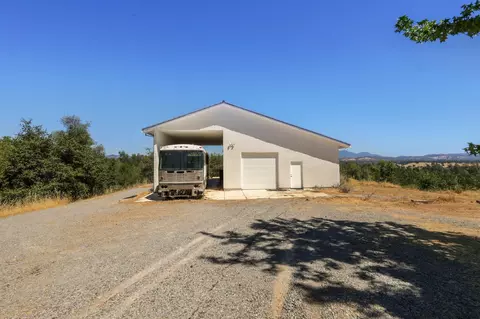 Exterior - 21734 Joy Ln, Redding, CA 96003 photo 24 of 37