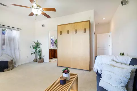 Bedroom - 21734 Joy Ln, Redding, CA 96003 photo 6 of 8