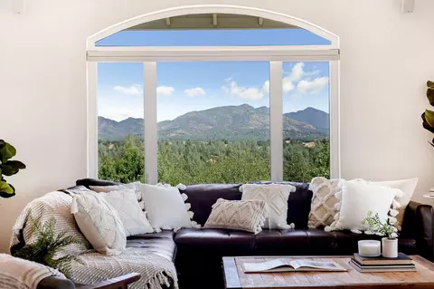 Living - 21734 Joy Ln, Redding, CA 96003 photo 1 of 7