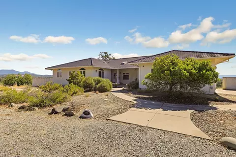 Exterior - 21734 Joy Ln, Redding, CA 96003 photo 33 of 37