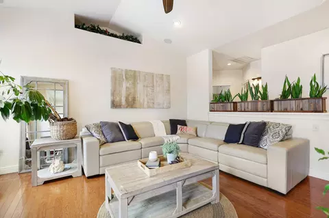 Living - 28357 Whippoorwill Cir, Shingletown, CA 96088 photo 4 of 8