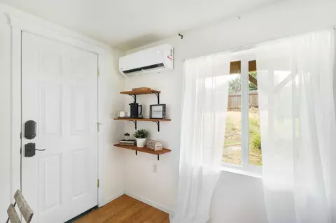 Entry Way - 28357 Whippoorwill Cir, Shingletown, CA 96088 photo 4 of 4