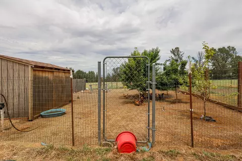 Exterior - 28357 Whippoorwill Cir, Shingletown, CA 96088 photo 7 of 40