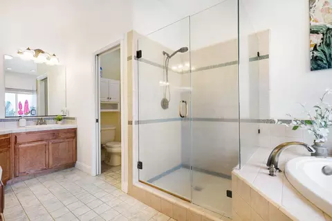 Bath - 28357 Whippoorwill Cir, Shingletown, CA 96088 photo 2 of 14