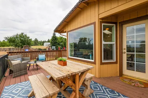 Exterior - 28357 Whippoorwill Cir, Shingletown, CA 96088 photo 21 of 40