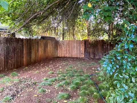 2336 Belladonna St, Redding, CA 96002 photo 21