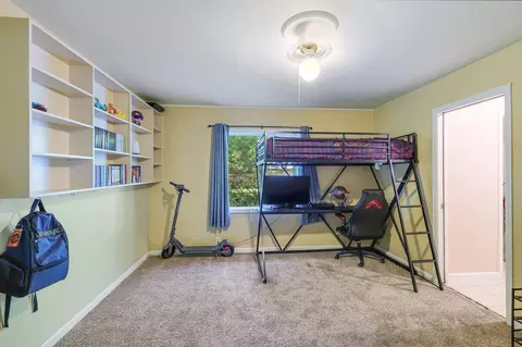 Bedroom - 3324 Bardick Rd, Anderson, CA 96007 photo 1 of 6