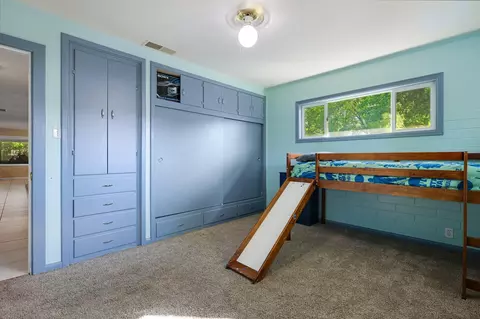 Bedroom - 3324 Bardick Rd, Anderson, CA 96007 photo 3 of 6