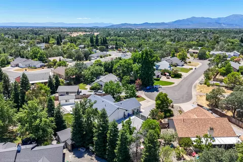 19399 Richsan Ct, Redding, CA 96003 photo 54