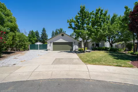 19399 Richsan Ct, Redding, CA 96003 photo 3