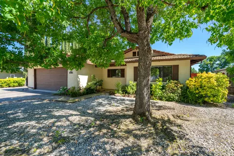 2285 Snow Ln, Redding, CA 96001 photo 2