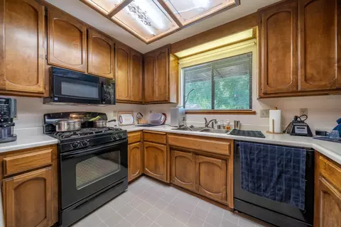 2285 Snow Ln, Redding, CA 96001 photo 15