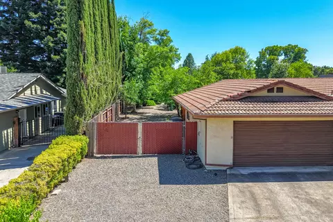 2285 Snow Ln, Redding, CA 96001 photo 4