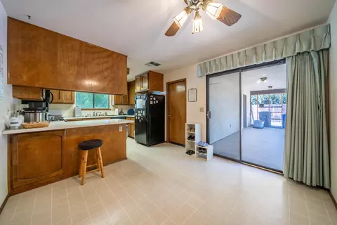 2285 Snow Ln, Redding, CA 96001 photo 13