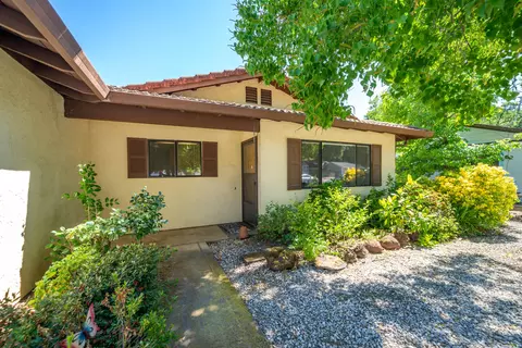 2285 Snow Ln, Redding, CA 96001 photo 7