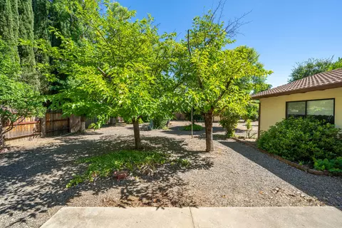 2285 Snow Ln, Redding, CA 96001 photo 35