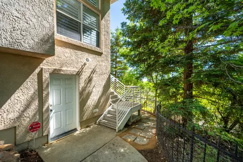 Exterior - 3107 Colombard Walk, Redding, CA 96001 photo 6 of 19