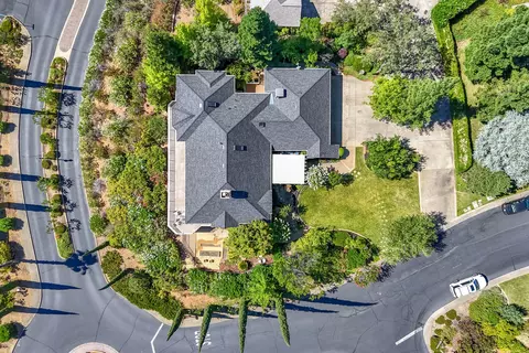 View/Area - 3107 Colombard Walk, Redding, CA 96001 photo 6 of 7
