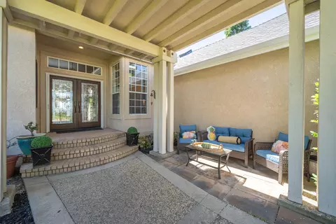 Exterior - 3107 Colombard Walk, Redding, CA 96001 photo 4 of 19