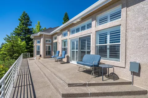 Exterior - 3107 Colombard Walk, Redding, CA 96001 photo 12 of 19
