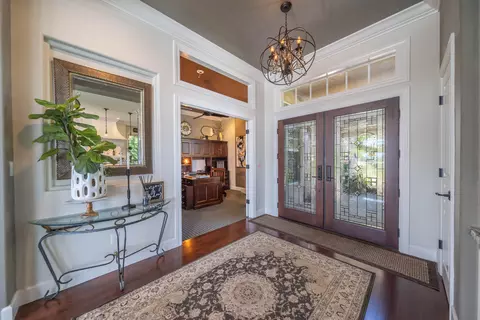 Entry Way - 3107 Colombard Walk, Redding, CA 96001 photo 2 of 2