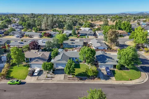 View/Area - 1043 Goodview Way, Redding, CA 96003 photo 1 of 6