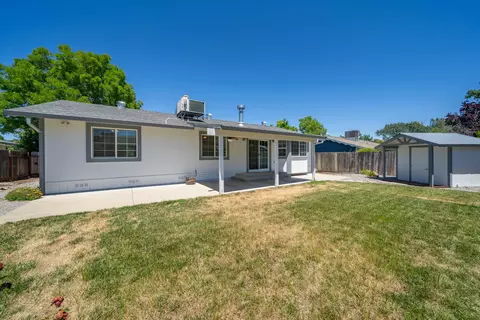 Exterior - 1043 Goodview Way, Redding, CA 96003 photo 11 of 16