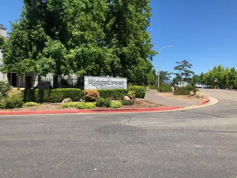 Exterior - 488 Ridgecrest Trl #130, Redding, CA 96003 photo 9 of 10