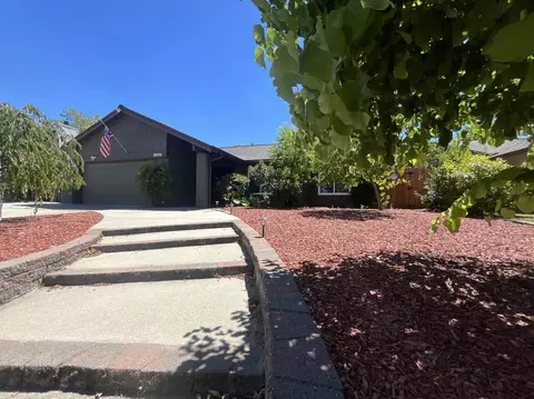 3825 Fujiyama Way, Redding, CA 96001 photo 1