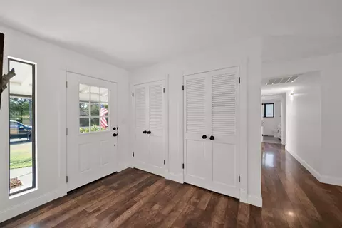 20137 Busch Ct, Redding, CA 96002 photo 5