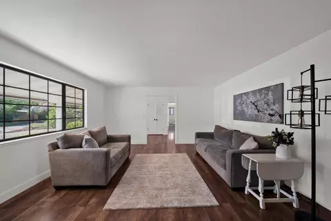 20137 Busch Ct, Redding, CA 96002 photo 7