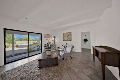 20137 Busch Ct, Redding, CA 96002 photo 9