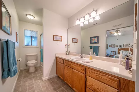 Bath - 2110 Renoir Path, Redding, CA 96001 photo 1 of 2