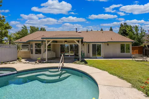 Other - 4024 Sunglow Dr, Redding, CA 96001 photo 7 of 8