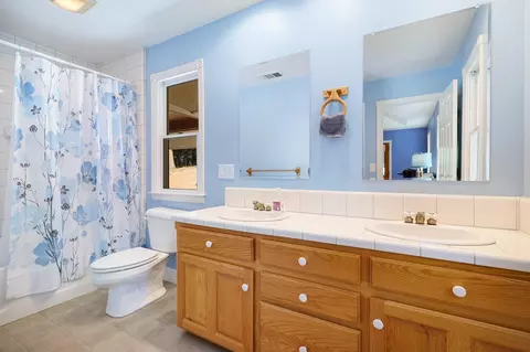 Bath - 13956 Barbara Ln, Whitmore, CA 96096 photo 2 of 3