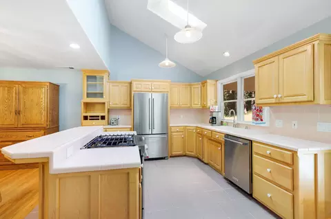 Kitchen - 13956 Barbara Ln, Whitmore, CA 96096 photo 1 of 3