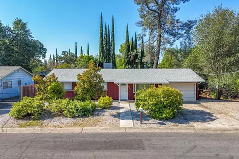 2637 Wilson Ave, Redding, CA 96002