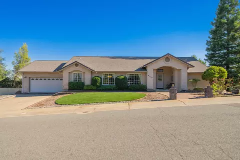 4510 Trinity St, Shasta Lake, CA 96019
