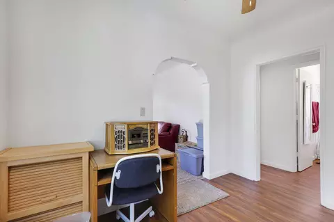 Entry Way - 2512 Butte St, Redding, CA 96001 photo 1 of 1