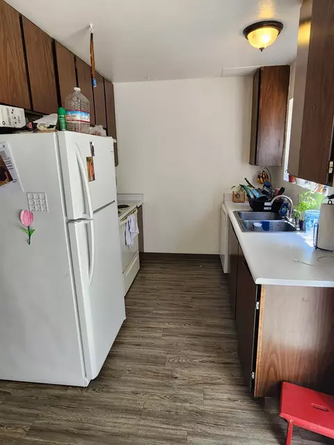 Kitchen - 1125 Delphinium St, Red Bluff, CA 96080 photo 2 of 2