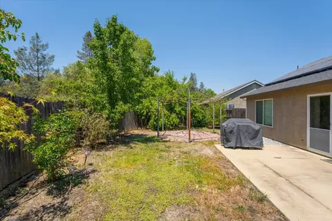 608 Valleybrook Dr, Redding, CA 96003 photo 13