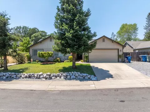 608 Valleybrook Dr, Redding, CA 96003