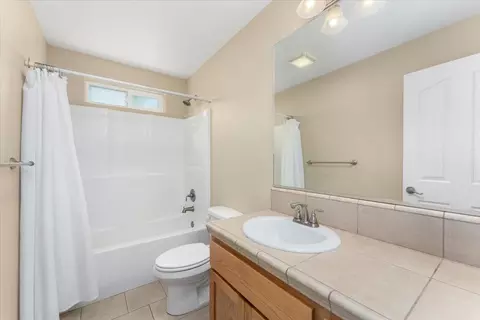 608 Valleybrook Dr, Redding, CA 96003 photo 18