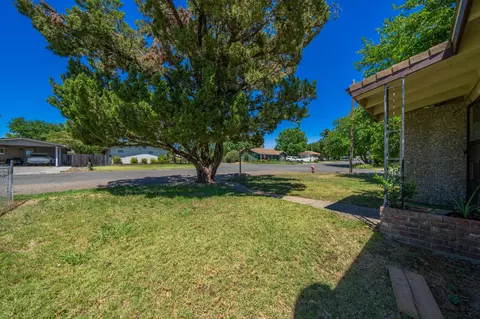 158 Encinal Dr, Red Bluff, CA 96080 photo 5