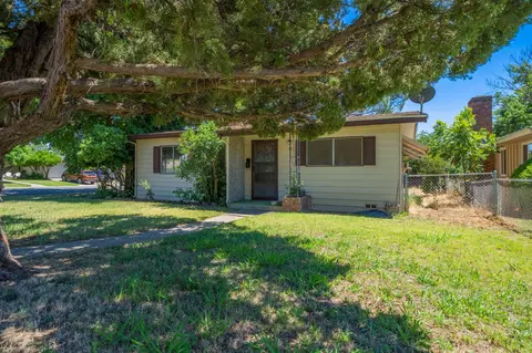 158 Encinal Dr, Red Bluff, CA 96080 photo 3