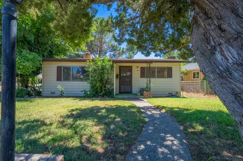 158 Encinal Dr, Red Bluff, CA 96080